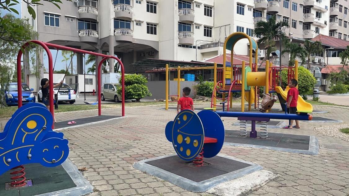 Private,Glory Beach Resort Port Dickson-Negeri Sembilan ภายนอก รูปภาพ